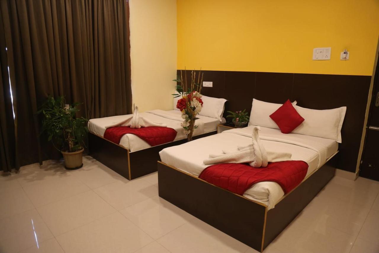 Joliday Inn Mahabalipuram Exterior photo