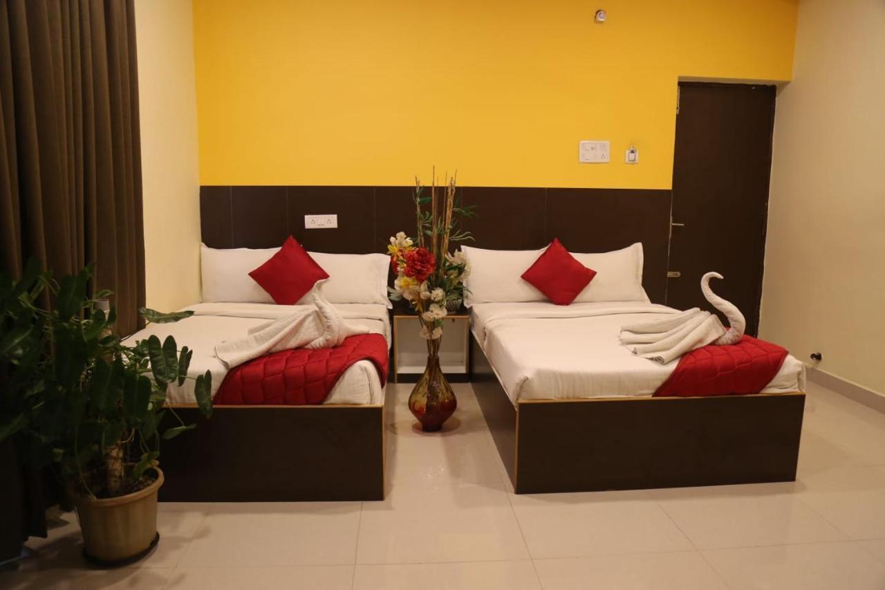 Joliday Inn Mahabalipuram Exterior photo